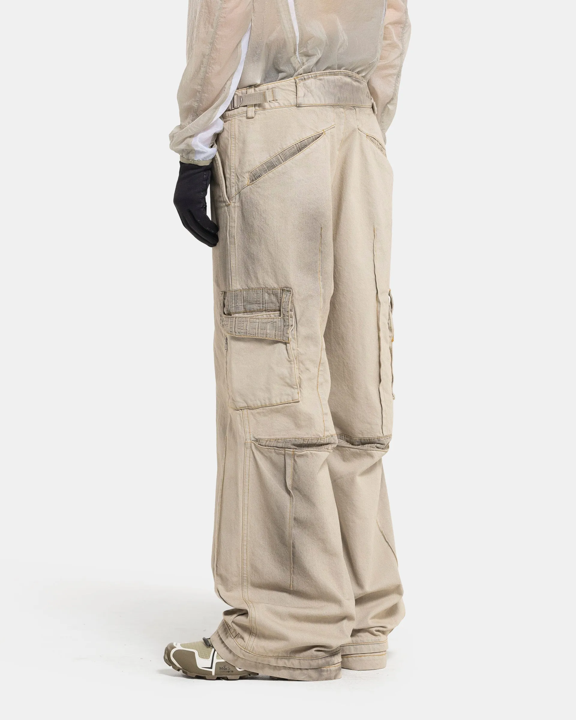 02 Cargo Trousers in Sand Beige