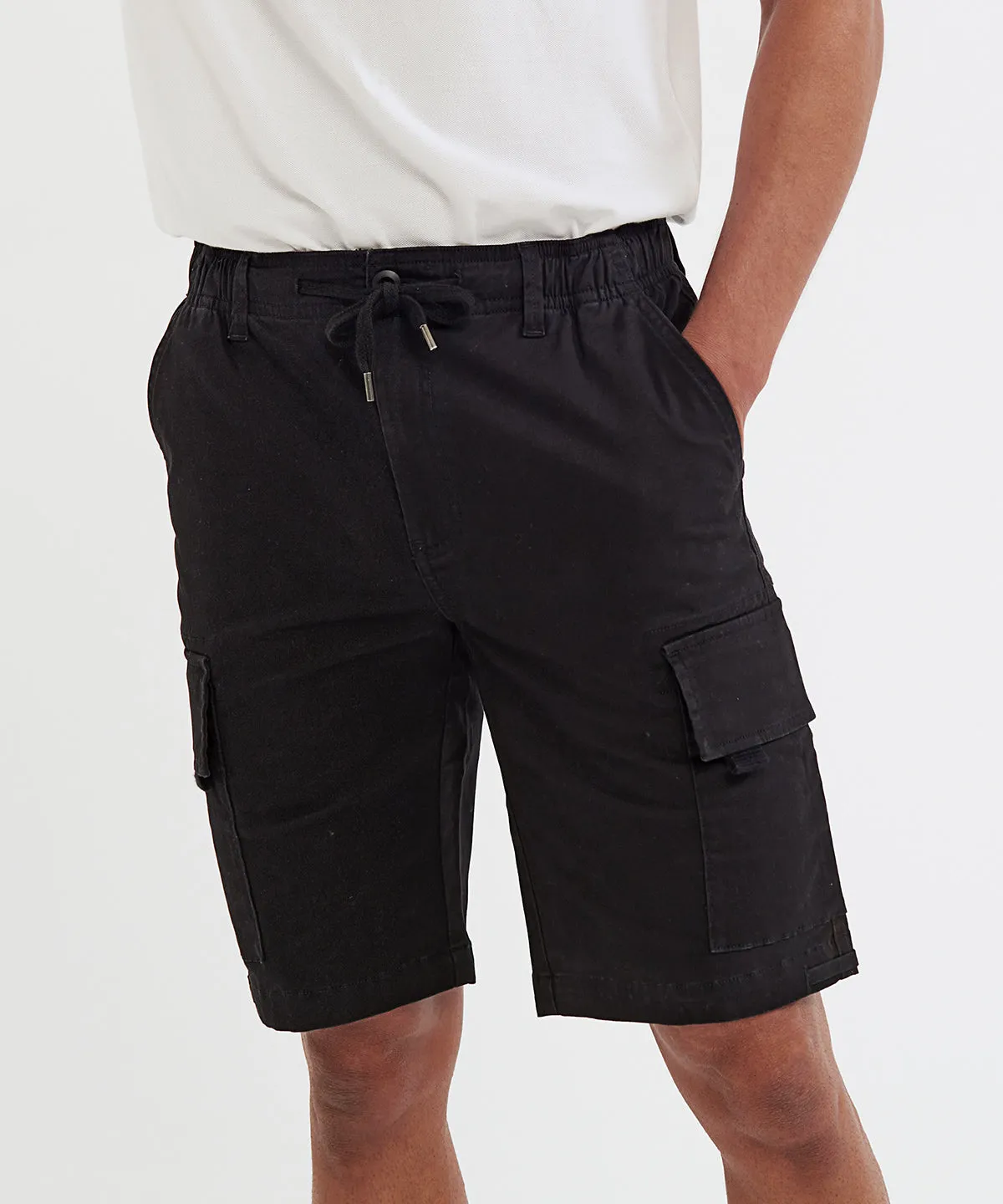 Black - Men’s drawstring cargo utility shorts