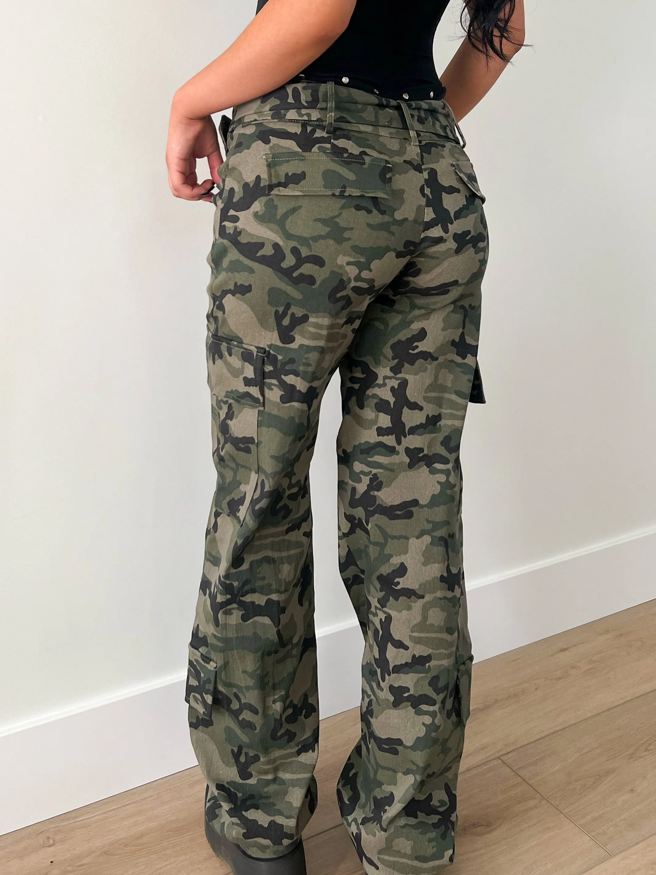 Mandee Cargos (Camo)