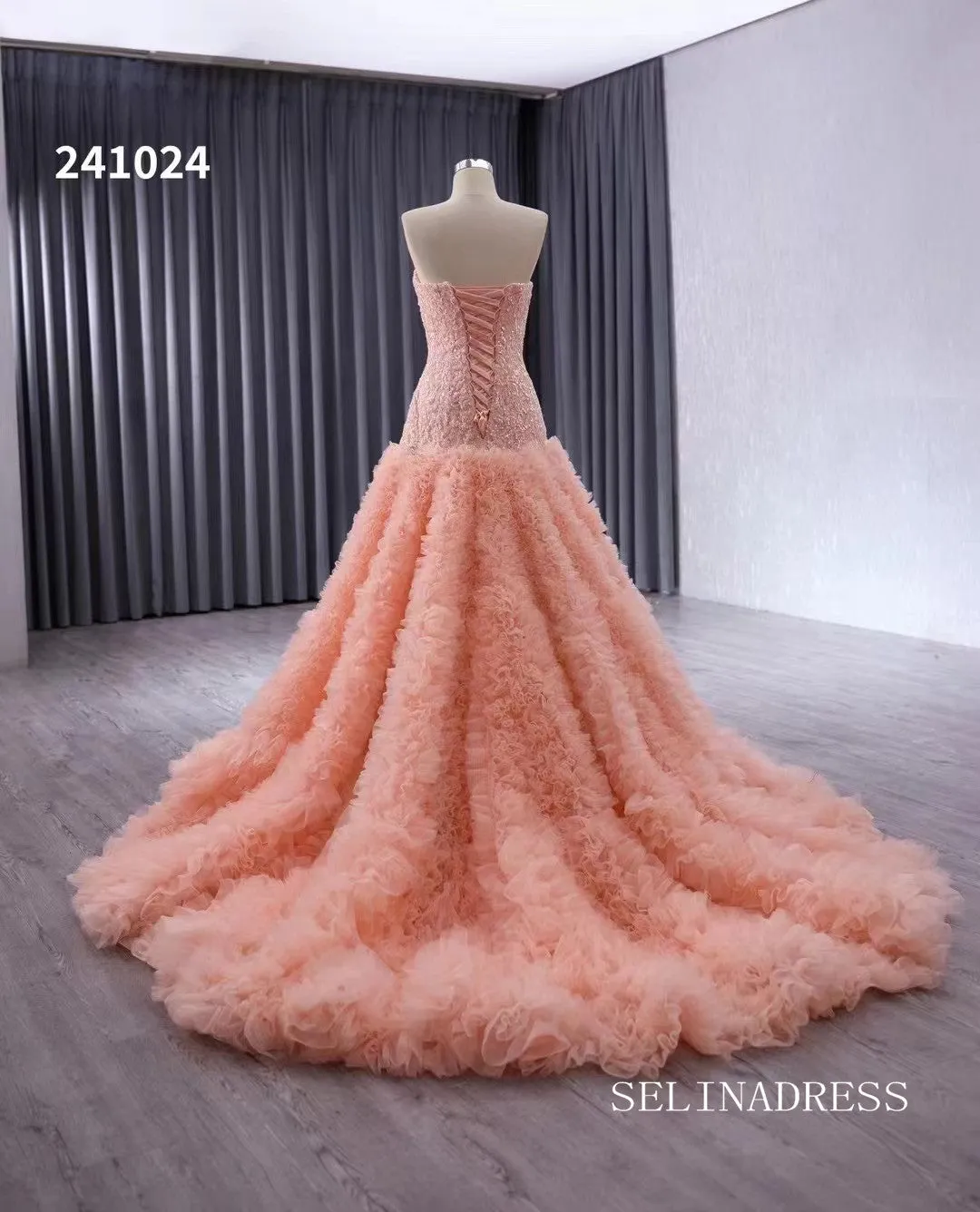 Pink Beaded Ruffled Wedding Dresses Strapless Quinceanera Dress 241024